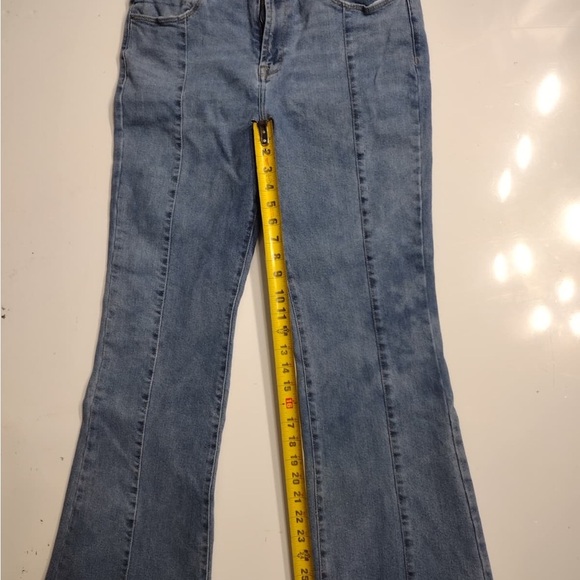 Kensie Classic Blue Women's Jeans size 12x 31 pre owned good condition - Picture 6 of 8